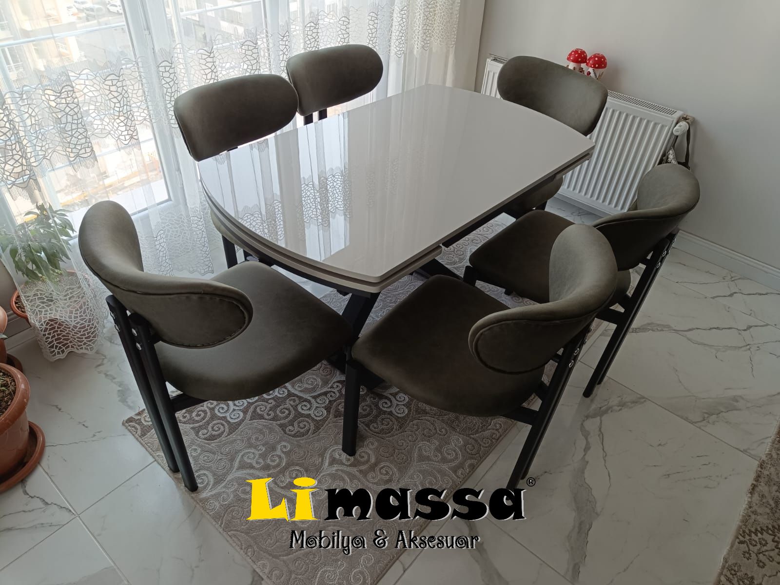 Stil Masa ve Leon Sandalye